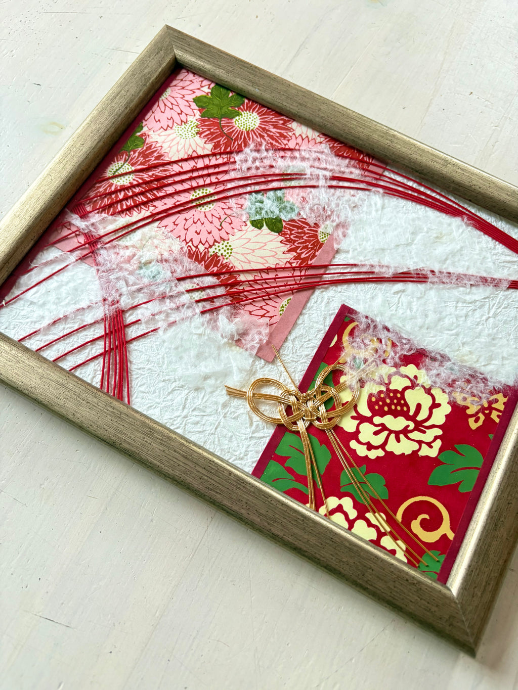 Bloemen, vlinders, wind en maan